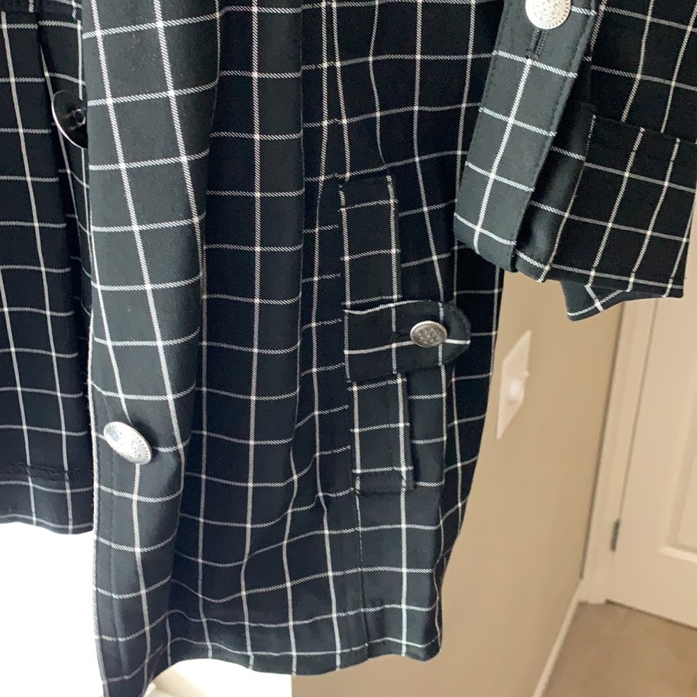 Attyre jacket - Picture 2 of 4